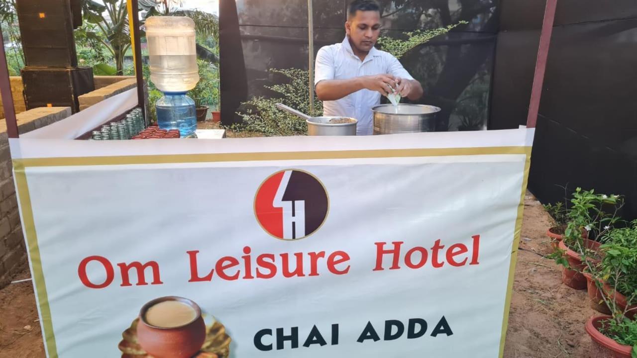 Om Leisure Hotel - Bbsr Bhubaneswar Esterno foto